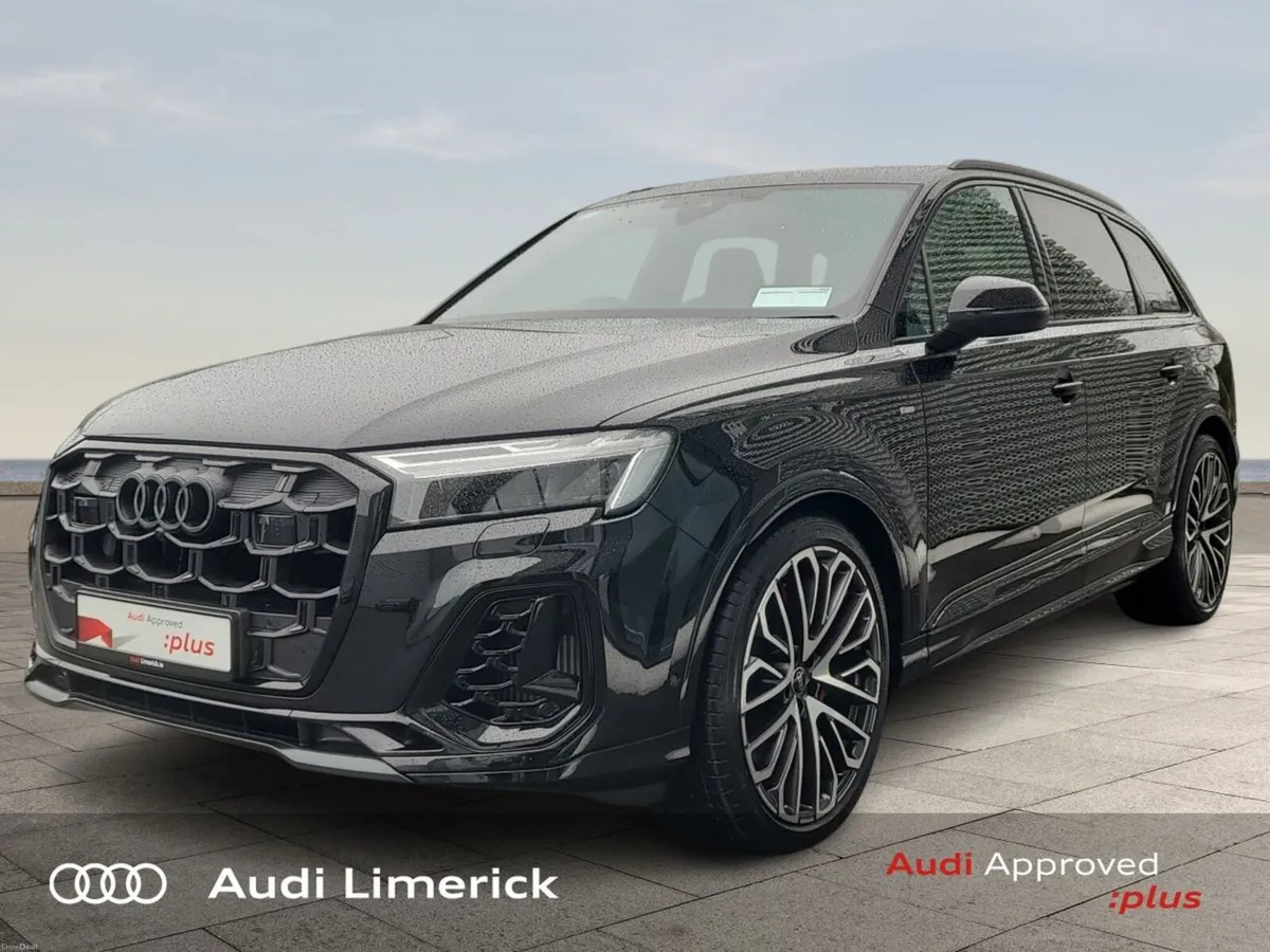 Audi Q7 DELIVERY MILEAGE Q7 60 TFSIE Q COMP 490PS - Image 4