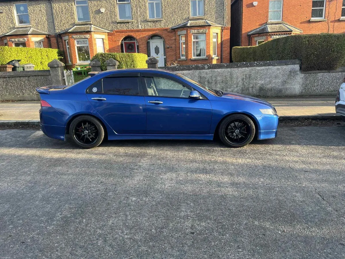 Honda Accord 2003 - Image 1