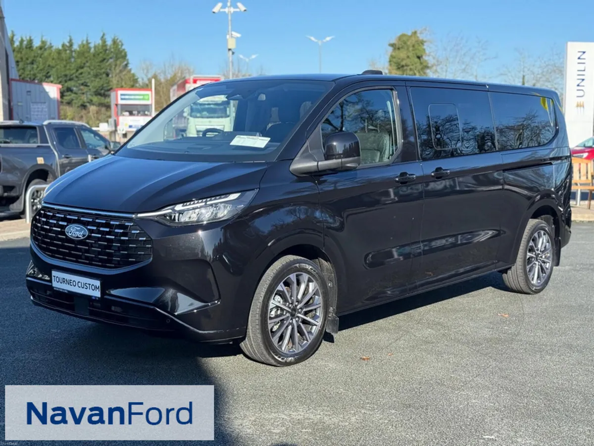 Ford Tourneo Custom Plug-in Hybrid 2.5L 232PS Auto - Image 2
