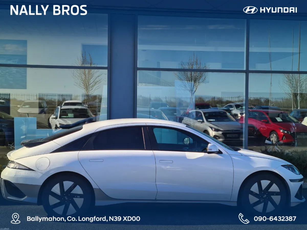 Hyundai IONIQ 6 SIGNATURE 53KWH 4DR AUTO - Image 3