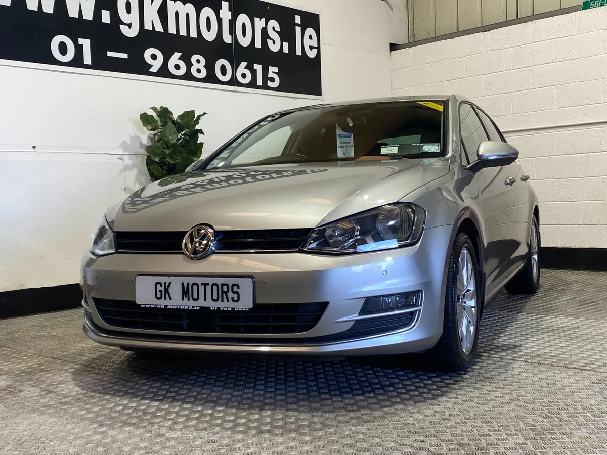 Volkswagen Golf 2015///HIGHLINE//MANUAL//FINANCE - Image 2