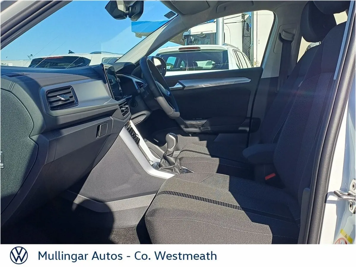 Volkswagen T-Roc EDITION 75 2.0TDI 116HP - Image 4