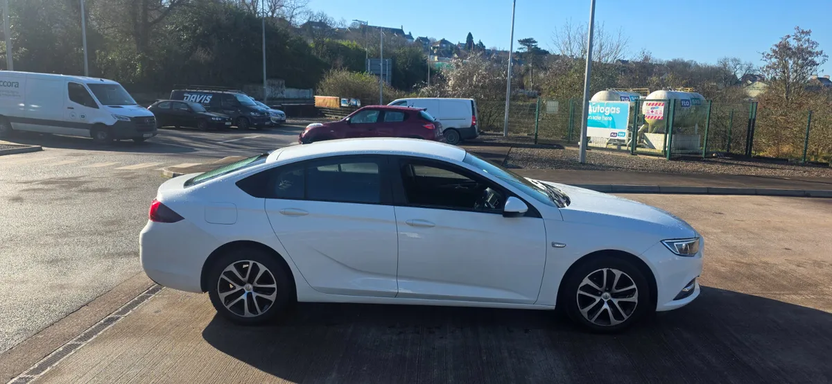 Opel Insignia New NCT Low Miles - Image 4