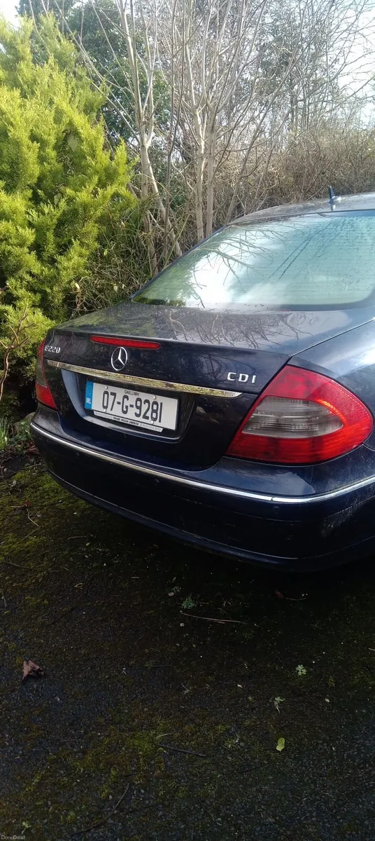 Mercedes-Benz E-Class 2007 - Image 3