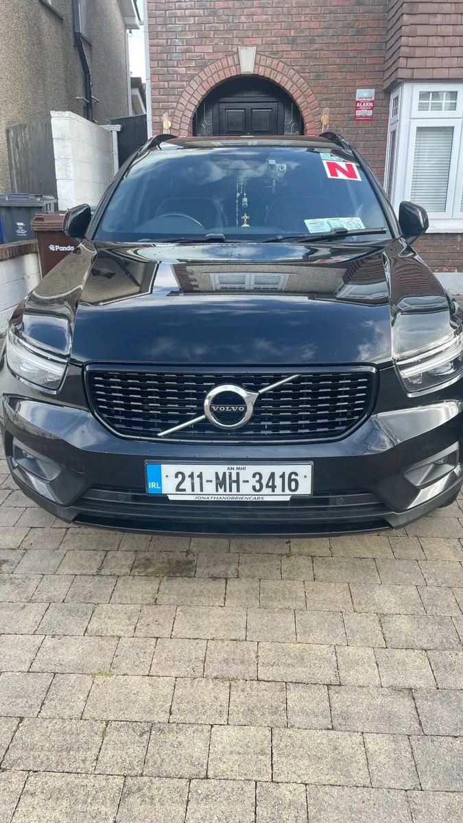 Volvo XC40 2021 - Image 2