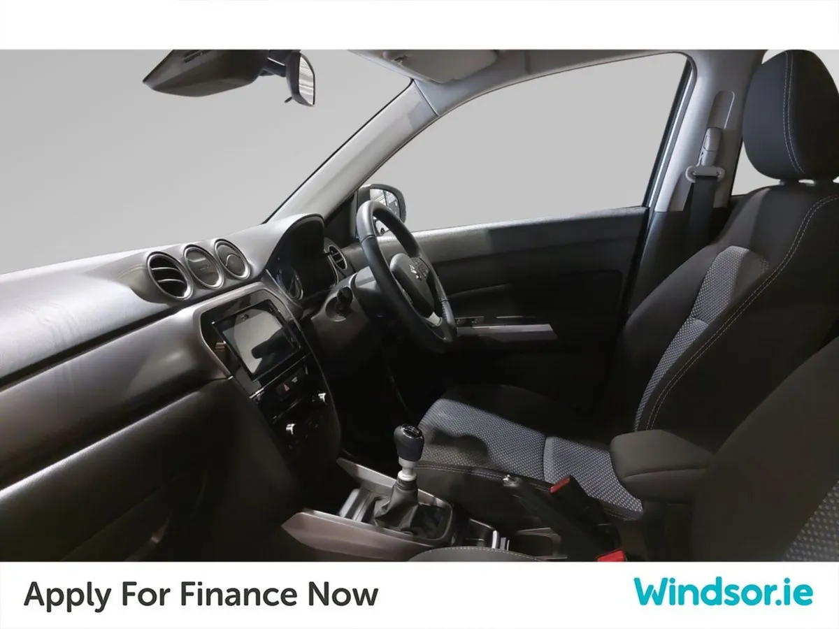 Suzuki Vitara 1.4 Hybrid SZ-T MT - Image 3