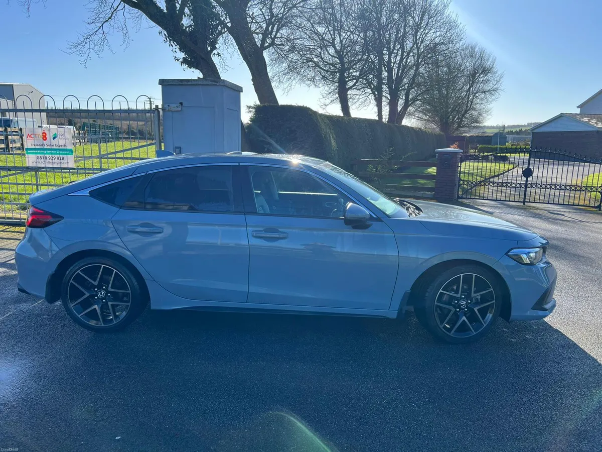Honda Civic Advance e:HEV 2024 - Image 3