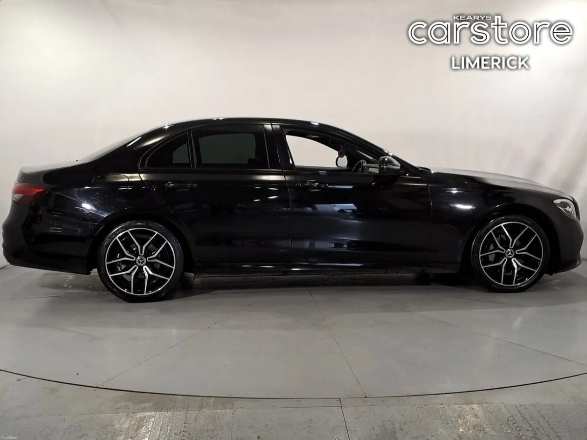 Mercedes-Benz E-Class E 300 D 4MATIC Avantgarde - Image 3