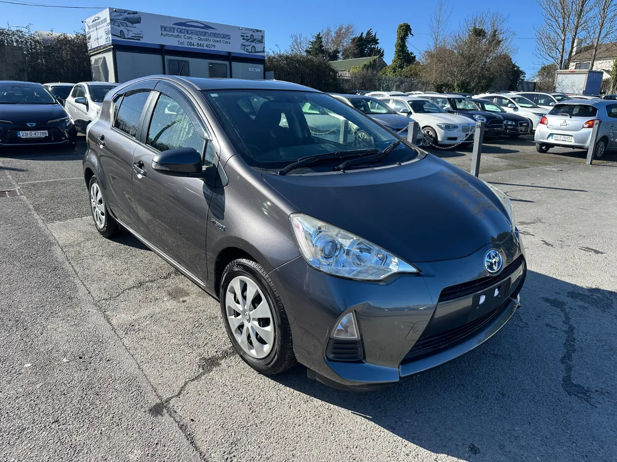 2014 TOYOTA AQUA  HYBRID PUSH START LOW MILES - Image 1