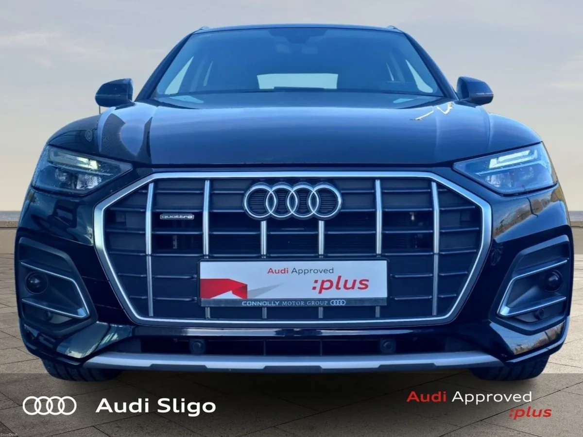 Audi Q5 2.0TDI 204HP Auto quattro SE - Rear Camera - Image 3