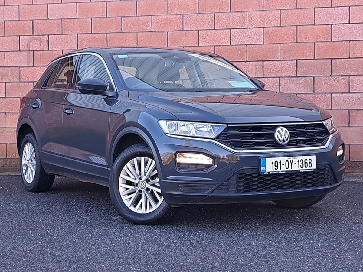 Volkswagen T-Roc SE Model 1.6 Diesel 115 BHP with - Image 1