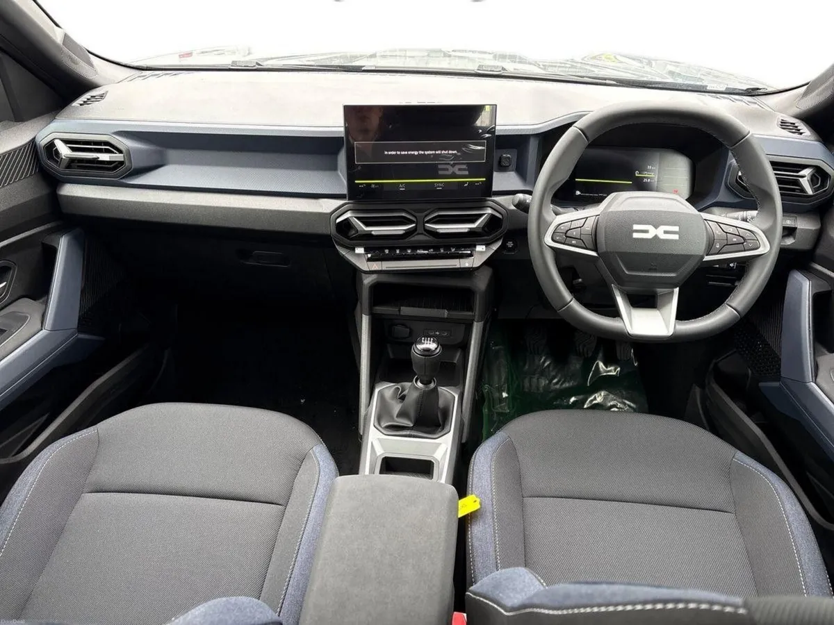 Dacia Duster Expression MHEV 140 E06X - Image 2