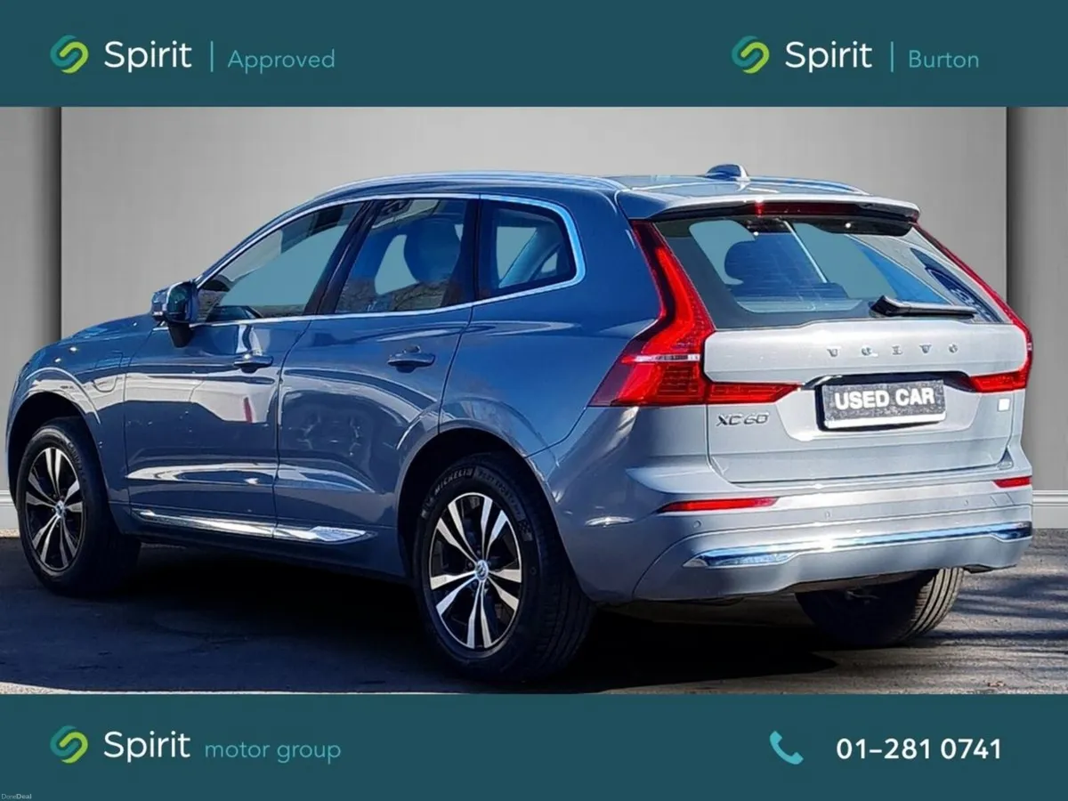Volvo XC60 T6 Recharge AWD SUN ROOF - Image 2