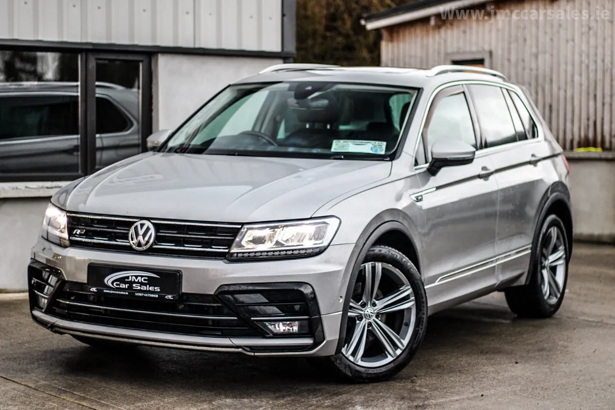2019 VOLKSWAGEN TIGUAN R-LINE - Image 1