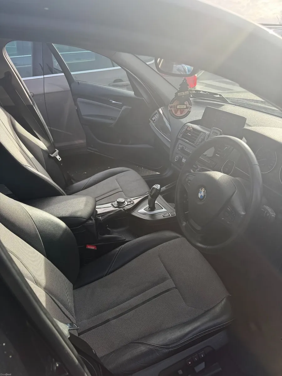 BMW 1 SERIES PETROL AUTOMATIC 2012 - Low Mileage - Image 3