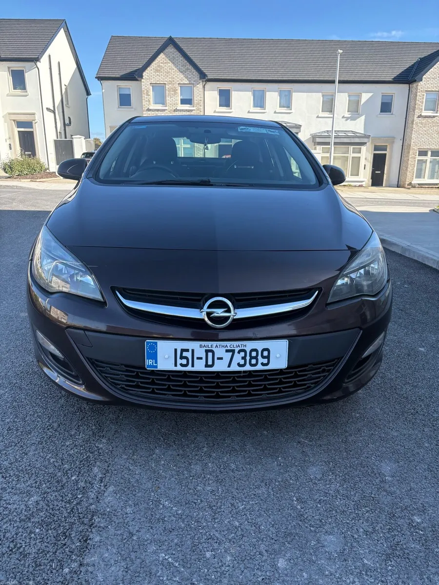 2015 opel Astra 1.6 diesel nct and taxed - Image 4