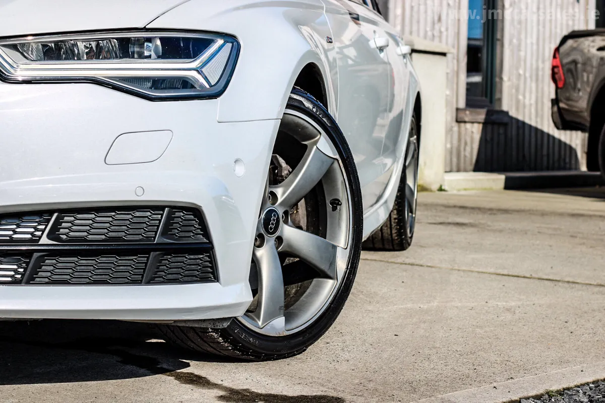 2018 AUDI A6 S-LINE ULTRA FACTORY BLACK ED - Image 2