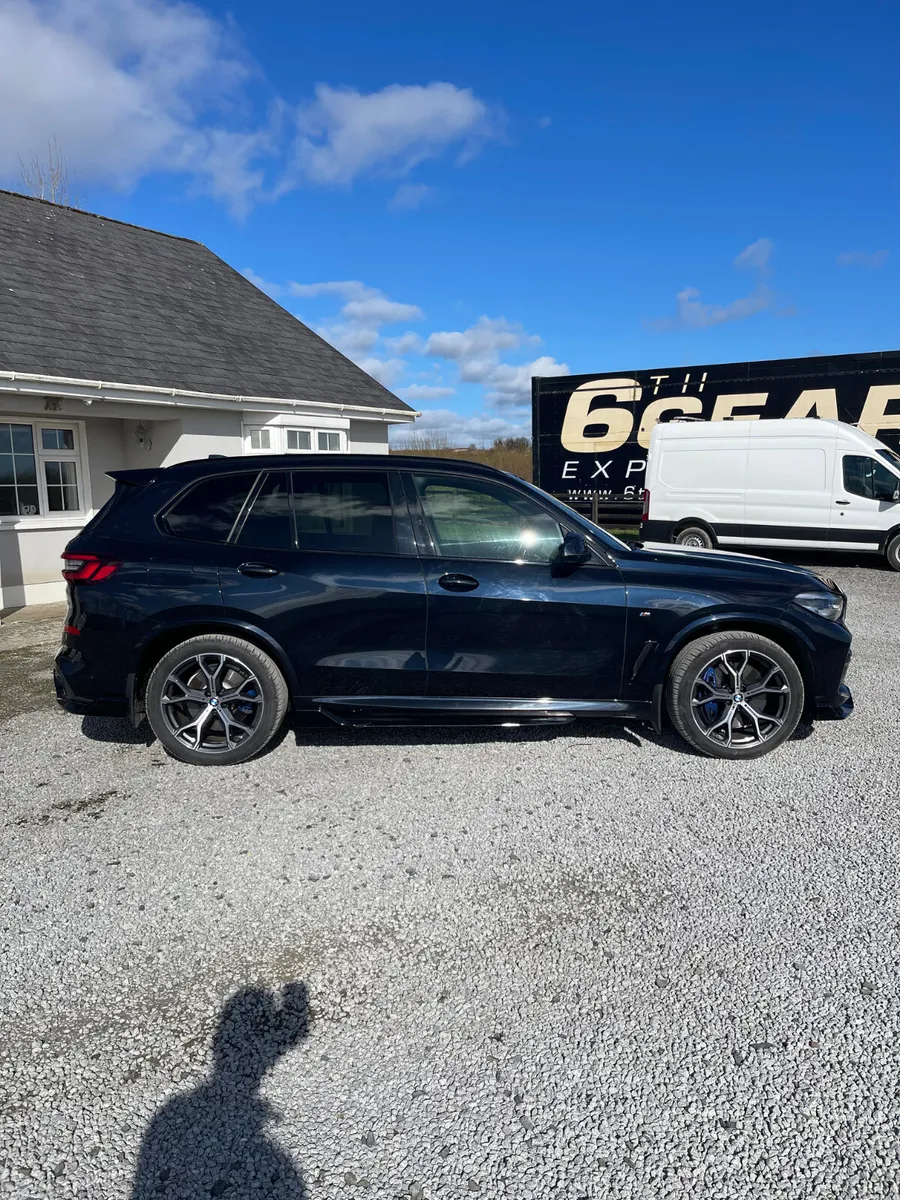 BMW MSPORT X5 45e - Image 2