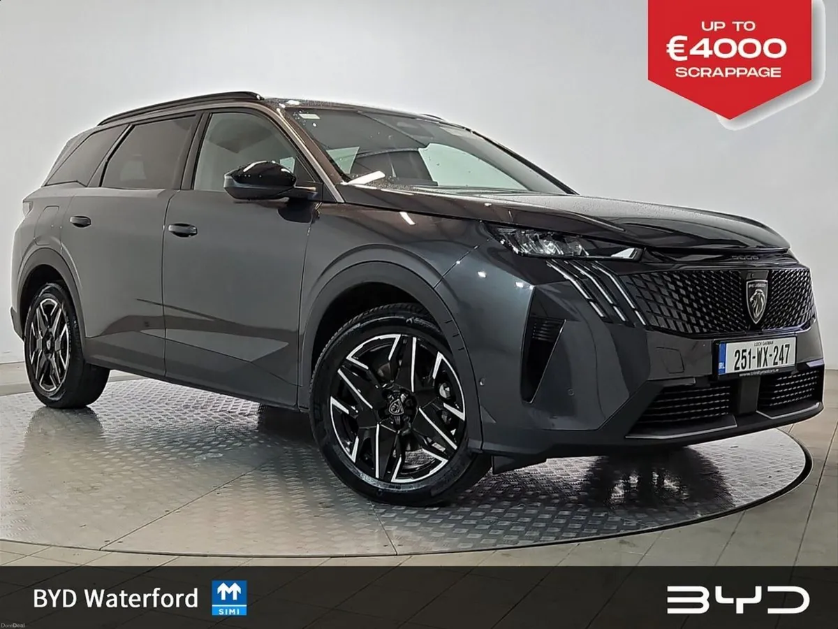 Peugeot 5008 1.2 Hybrid 136bhp E-DCS6 Allure - 7 S - Image 1