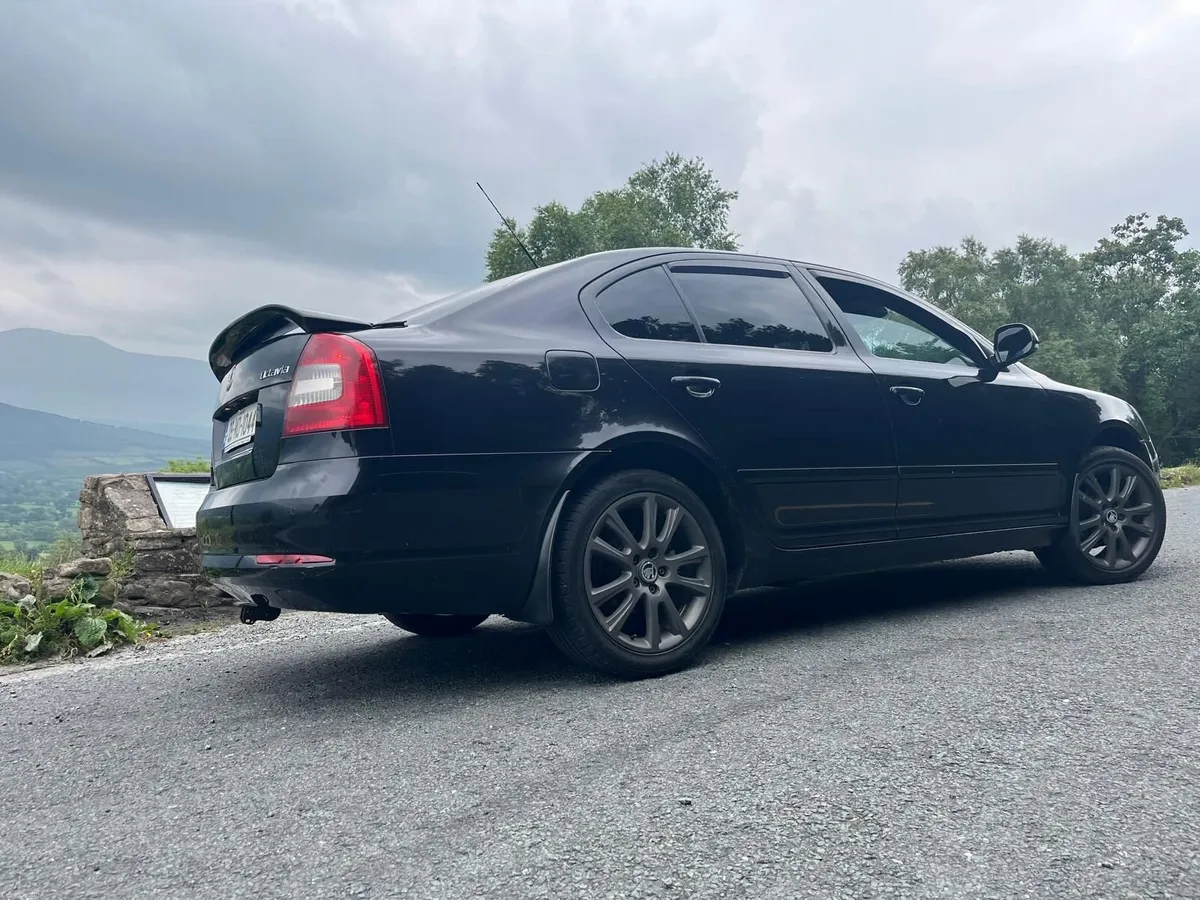 Skoda Octavia 2009 - Image 1