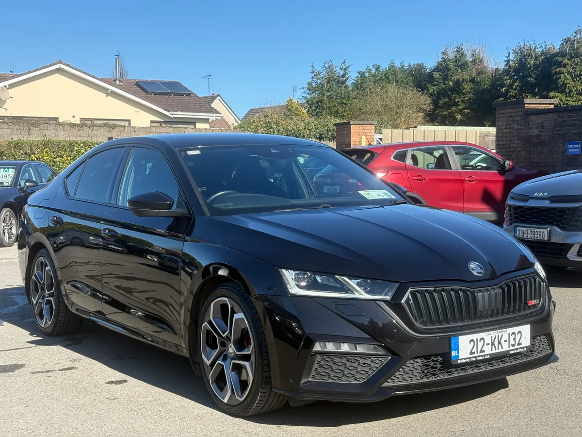 212 Skoda Octavia RS 2.0D VRS DSG *Low Kils* - Image 3