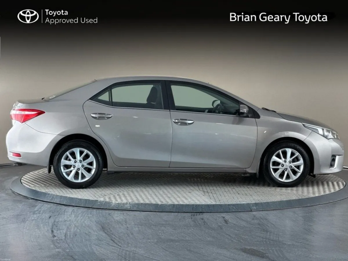 Toyota Corolla 1.4 D-4D LUNA - Image 3