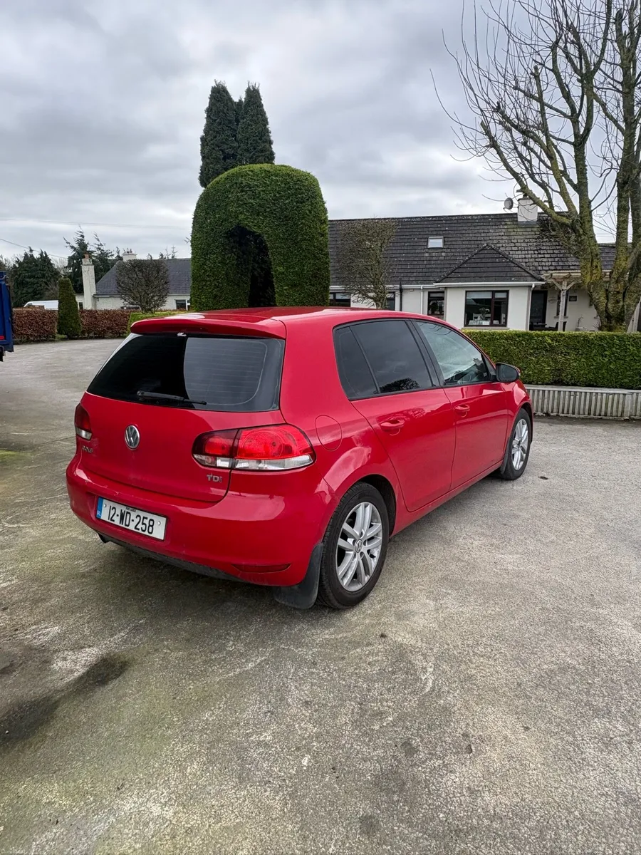 Volkswagen Golf - Image 4