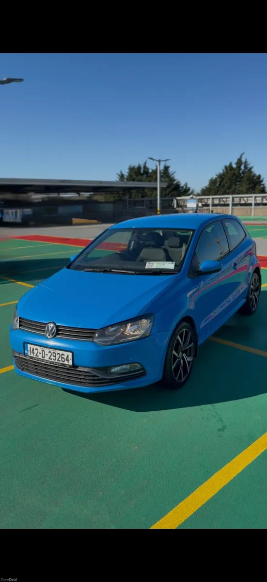 142 Volkswagen Polo 1.0 Petrol - ONLY 1 OWNER - Image 3