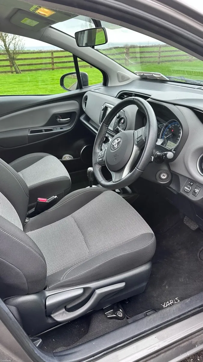 Toyota Yaris - Image 3