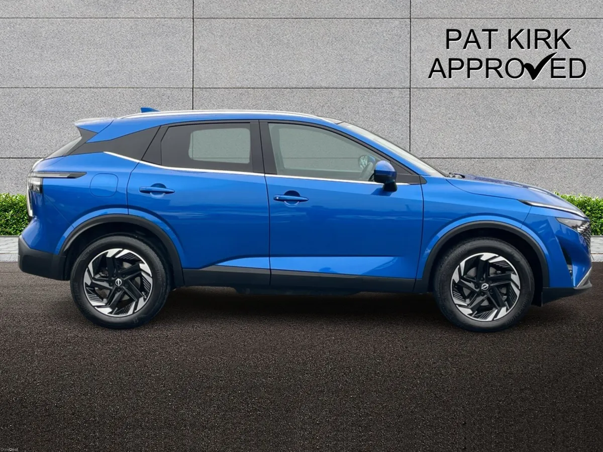 Nissan Qashqai Hatchback N-Connecta - Image 3