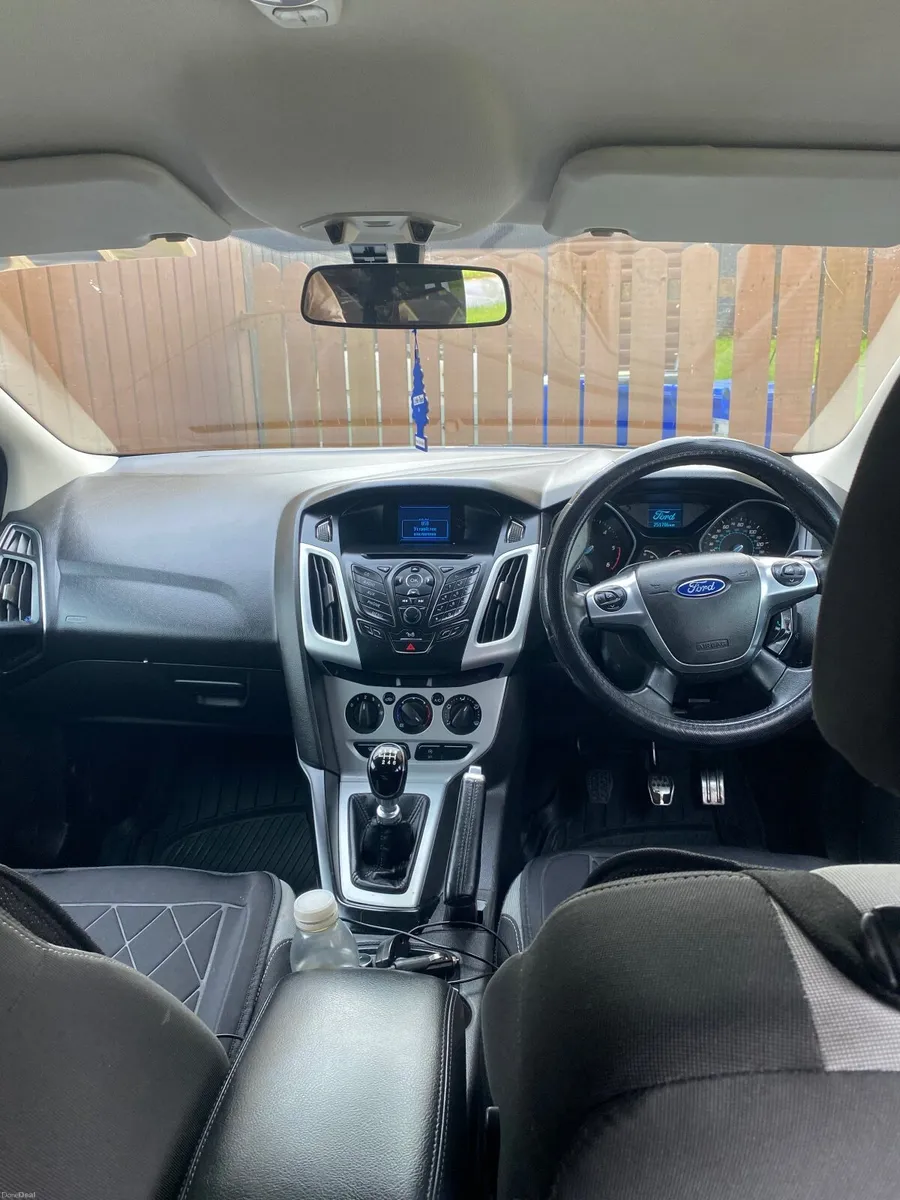 Ford Focus 2012 - Image 4