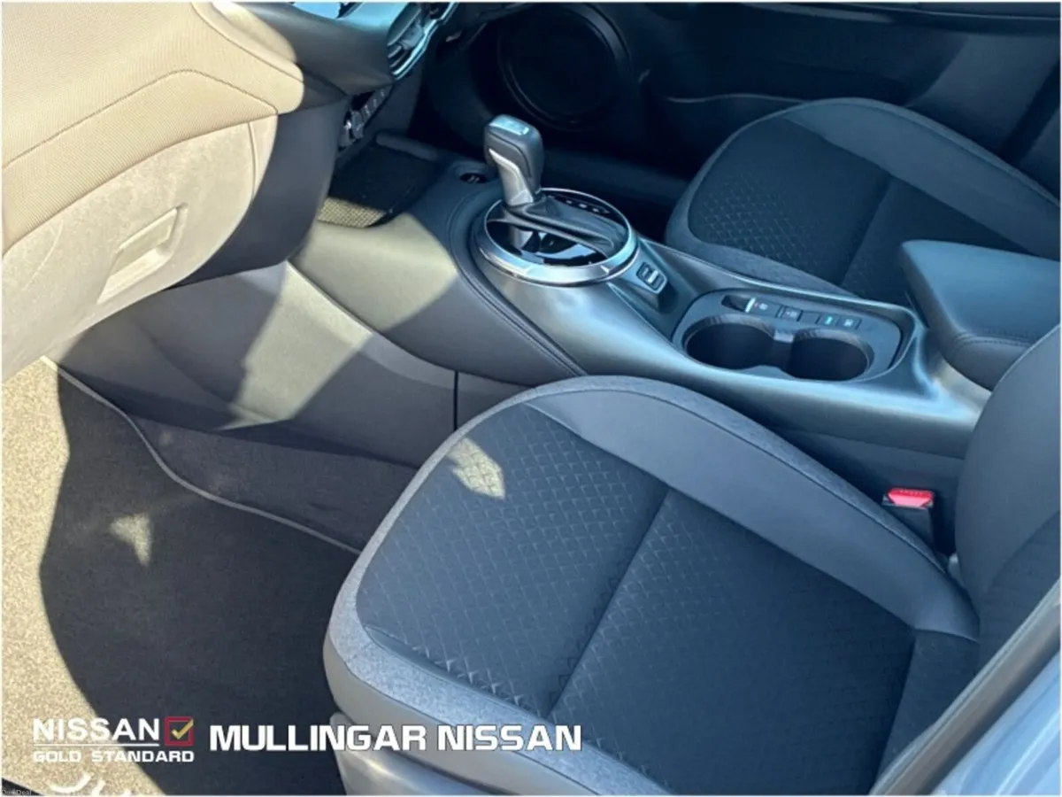 Nissan Juke 1.6SV Premium Hybrid Auto- Check out o - Image 4