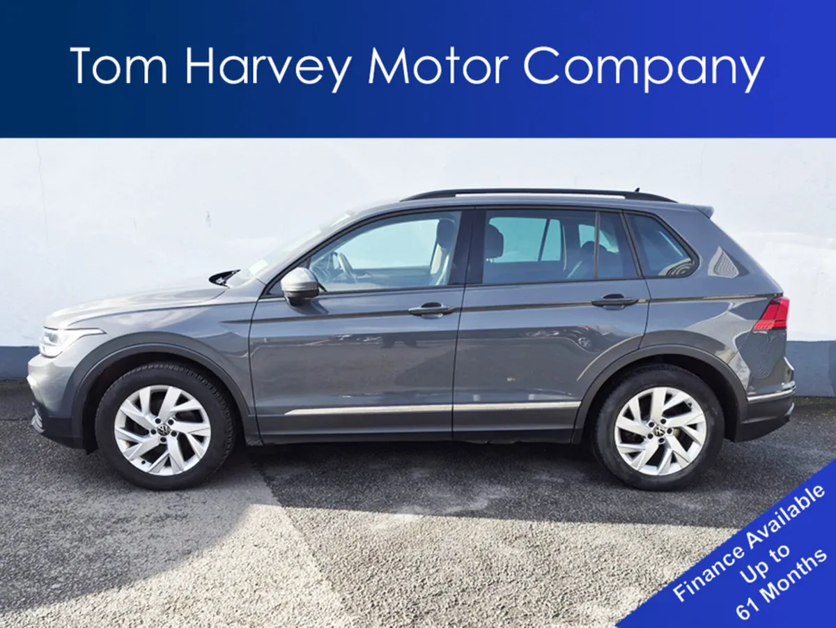 Volkswagen Tiguan LIFE 2.0 TDI 122BHP + RV Camera - Image 2