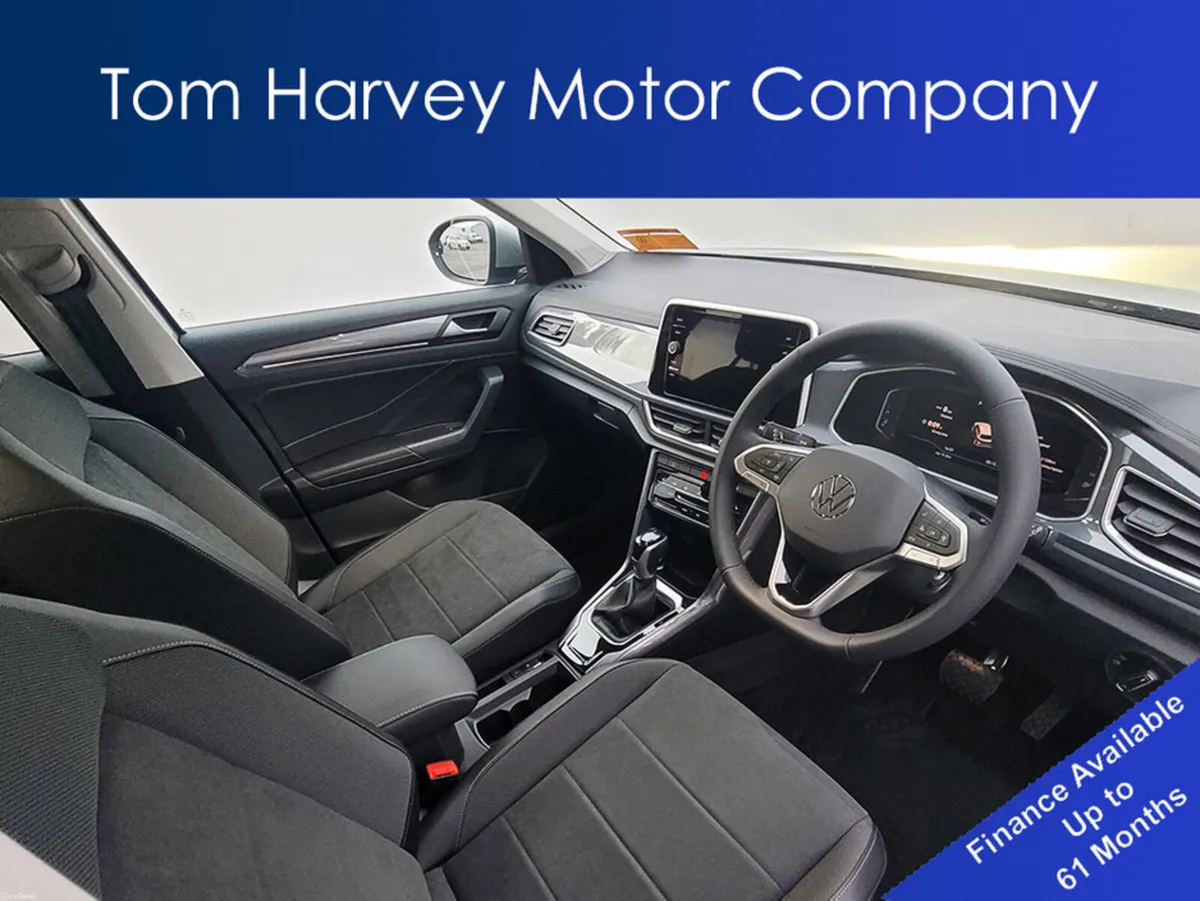 Volkswagen T-Roc STYLE 1.5 TSI D7F 150HP + Heated - Image 4