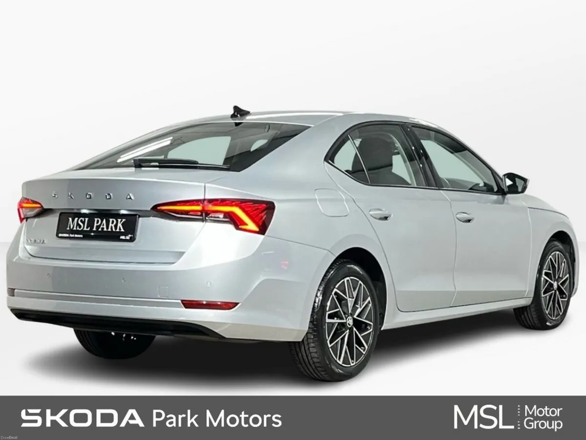 Skoda Octavia Ambition 1.0TSI 110BHP - Reversing C - Image 3