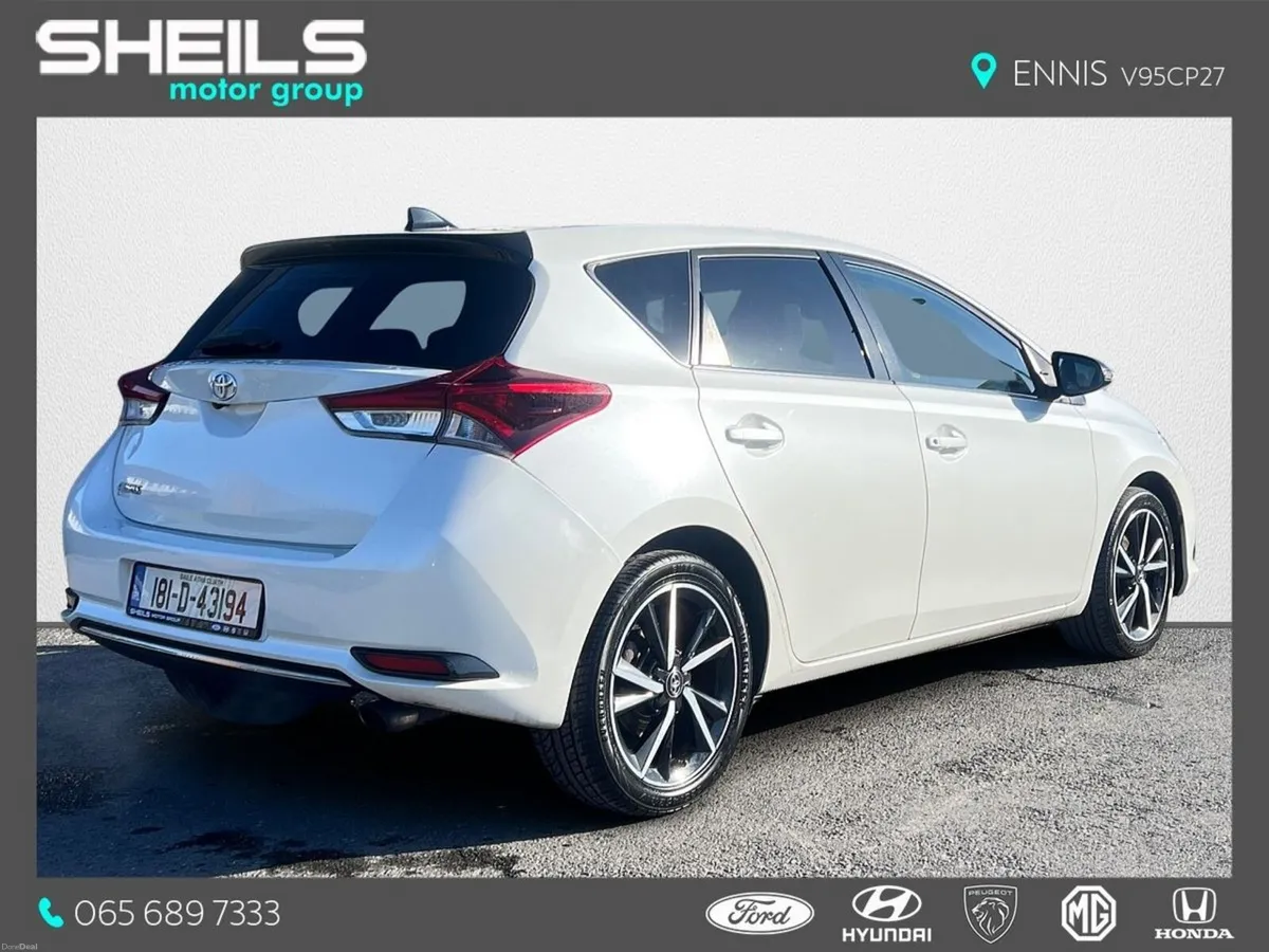 Toyota Auris 1.2 Petrol Luna Sport - Image 2