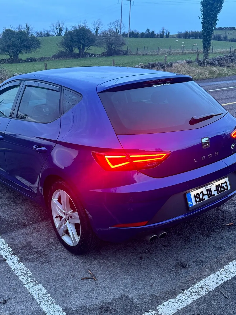 SEAT LEON FR JUST SERVICED BY SEAT DEALER - Image 4
