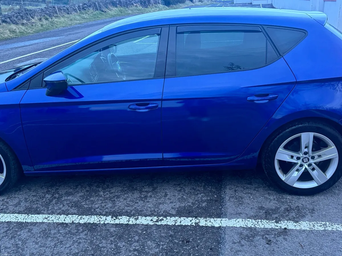 SEAT LEON FR JUST SERVICED BY SEAT DEALER - Image 3