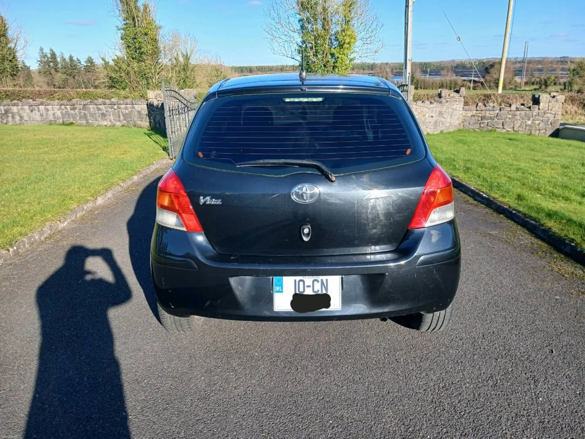 2010 Toyota yaris automatic - Image 3