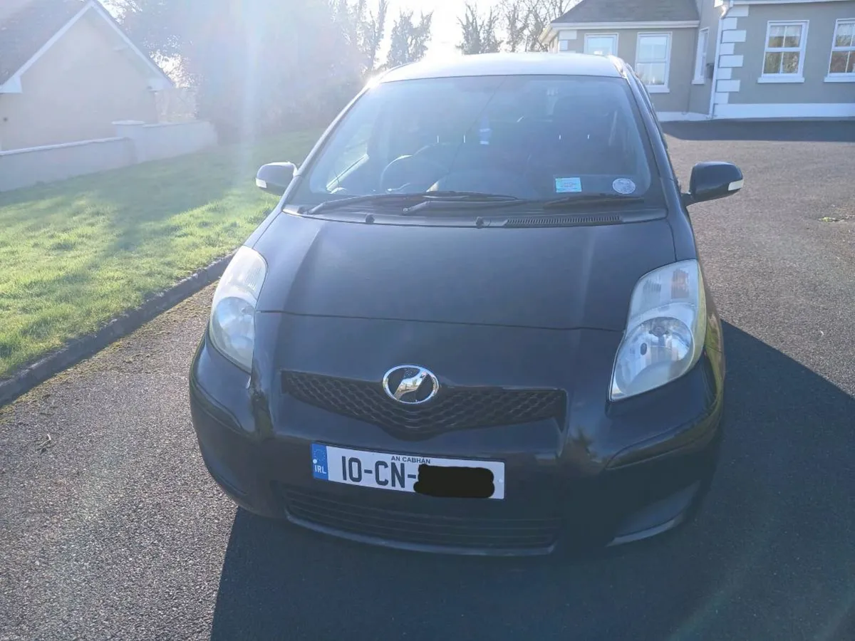 2010 Toyota yaris automatic - Image 4