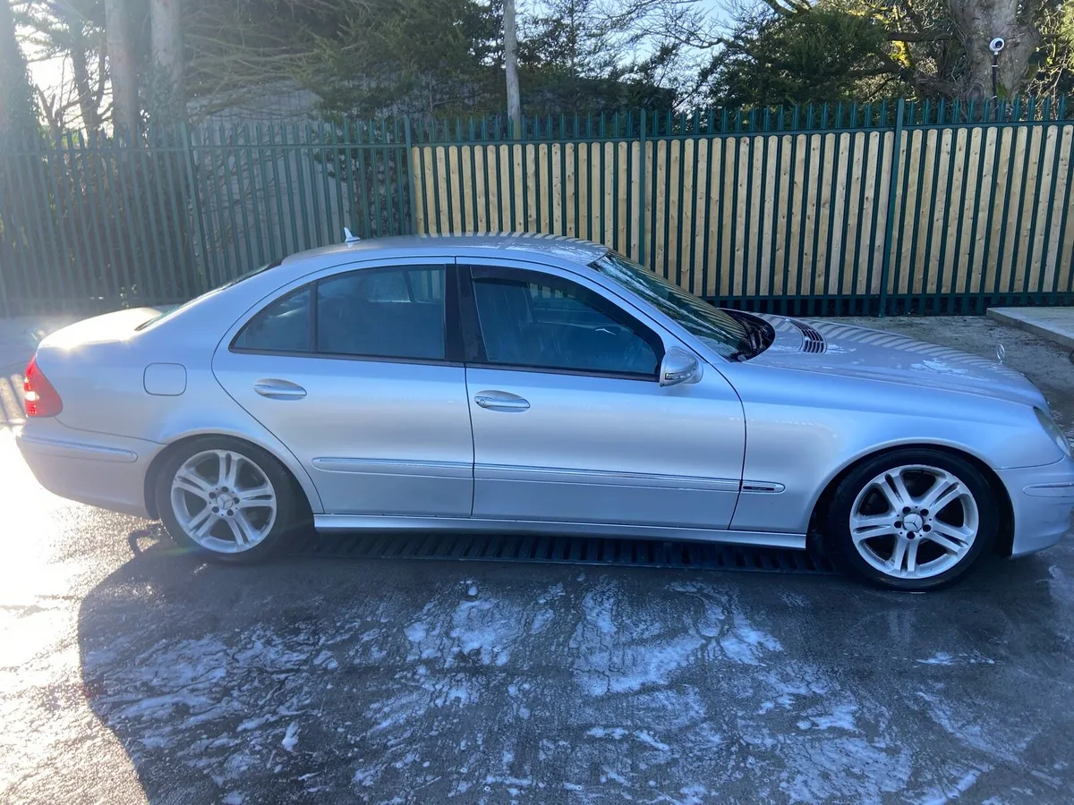 Mercedes E220 cdi - Image 2