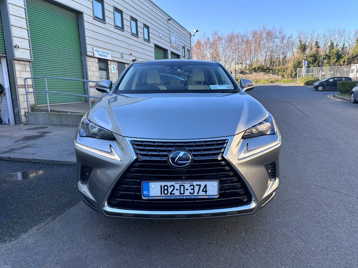 Lexus NX300H Executive 2.5 Hybrid, 2018 - Pan Roof - Image 3