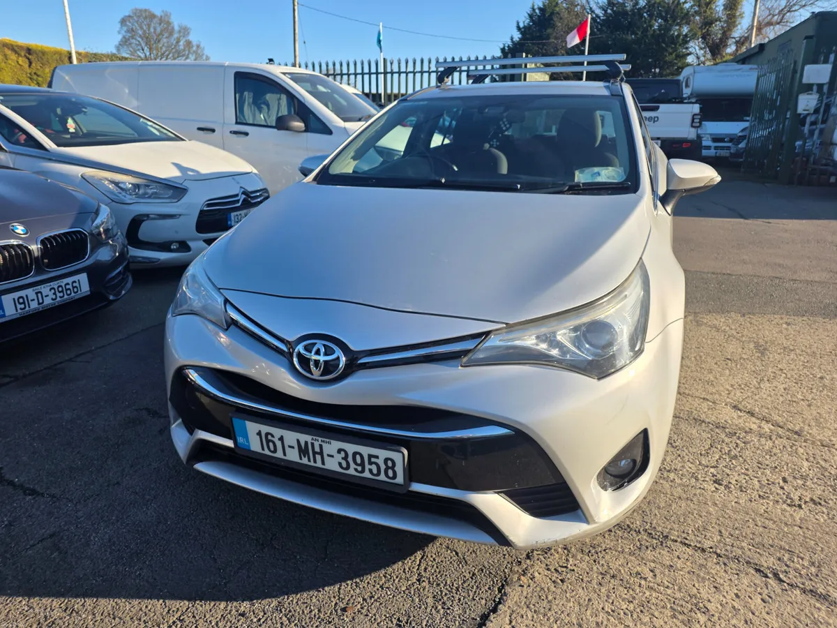 Toyota Avensis 2016 diesel estate - Image 2