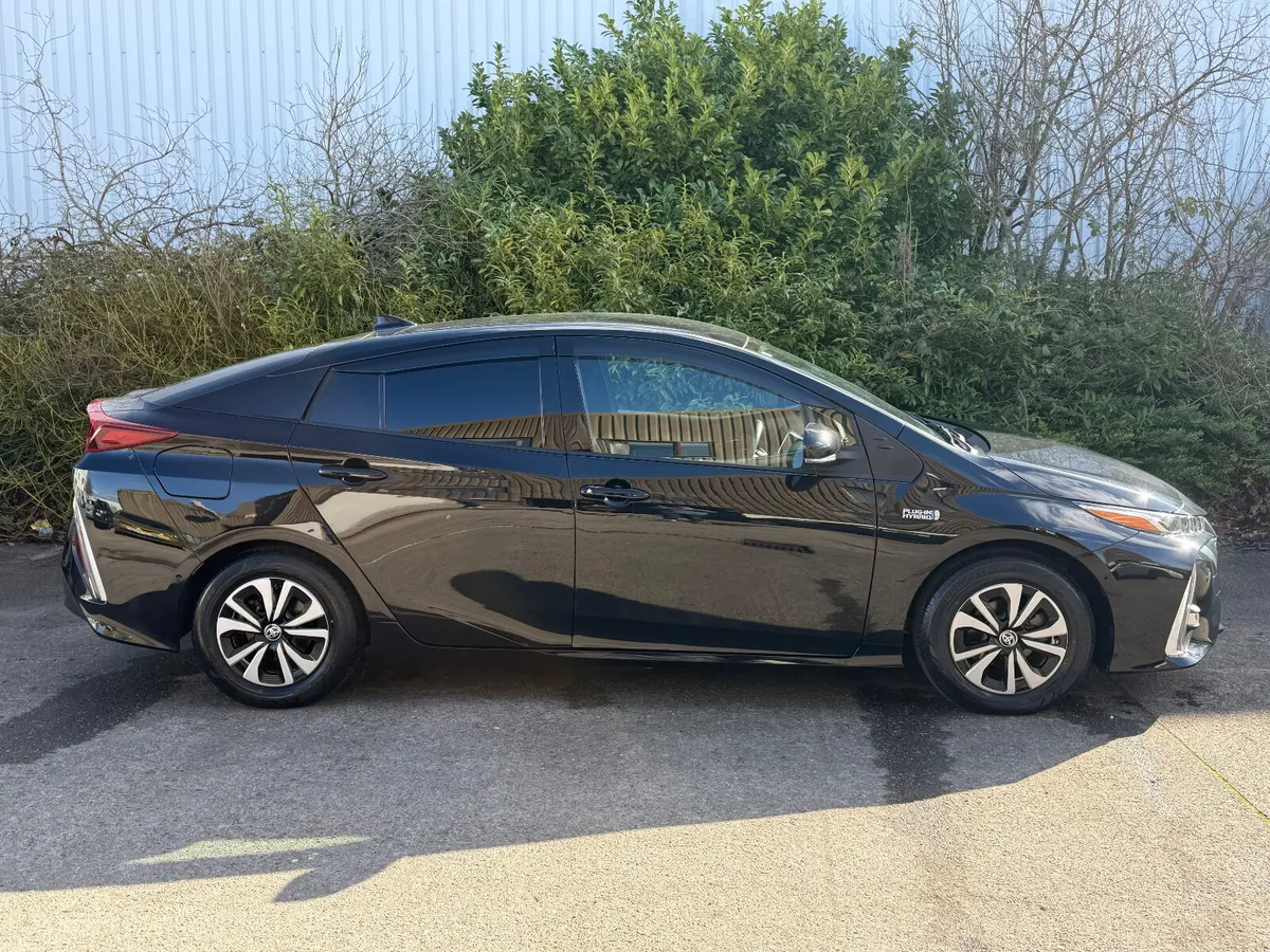 Toyota Prius PHEV Automatic Plug-in Hybrid - Image 4