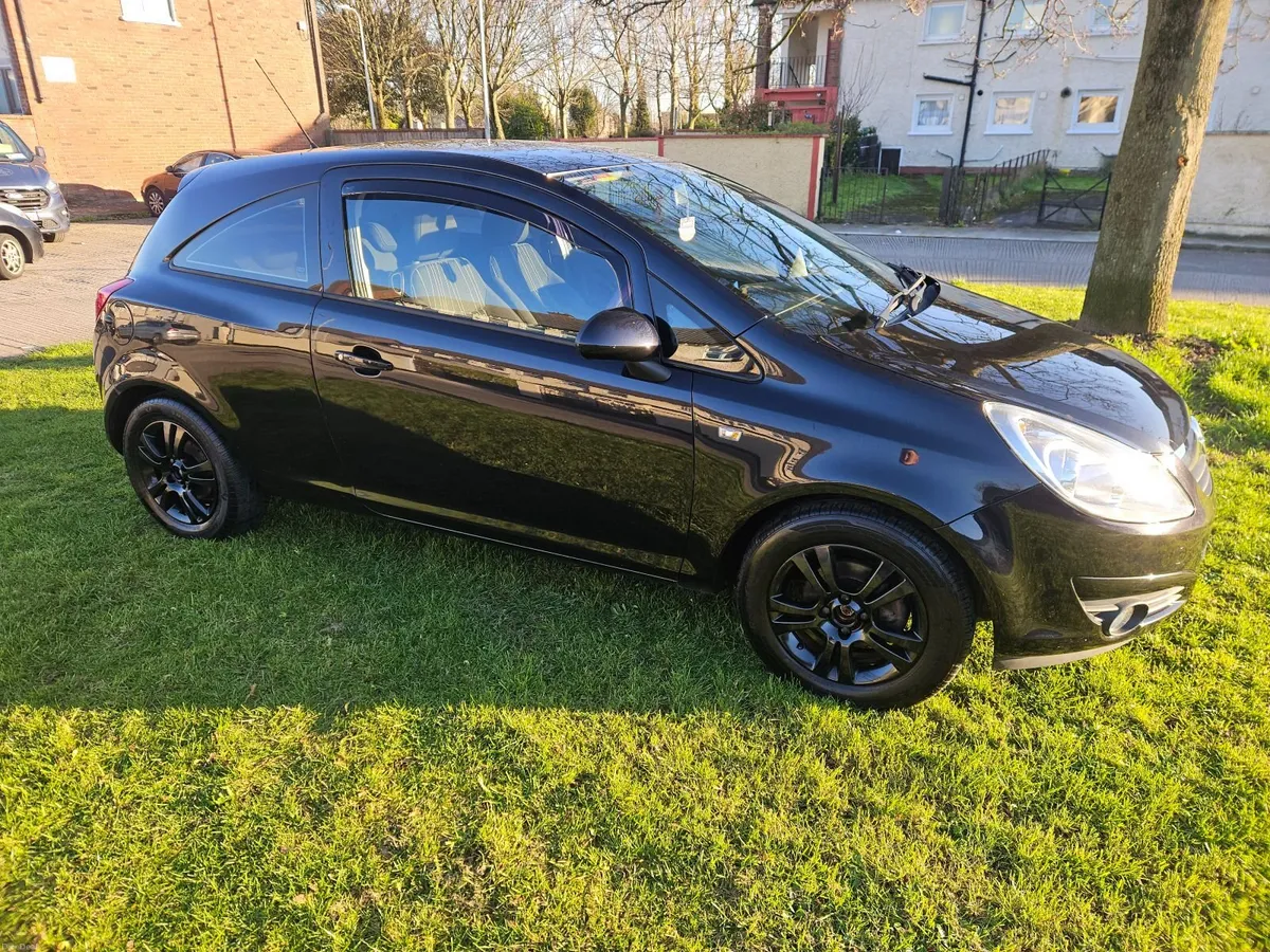 Opel Corsa 2010 - Image 1