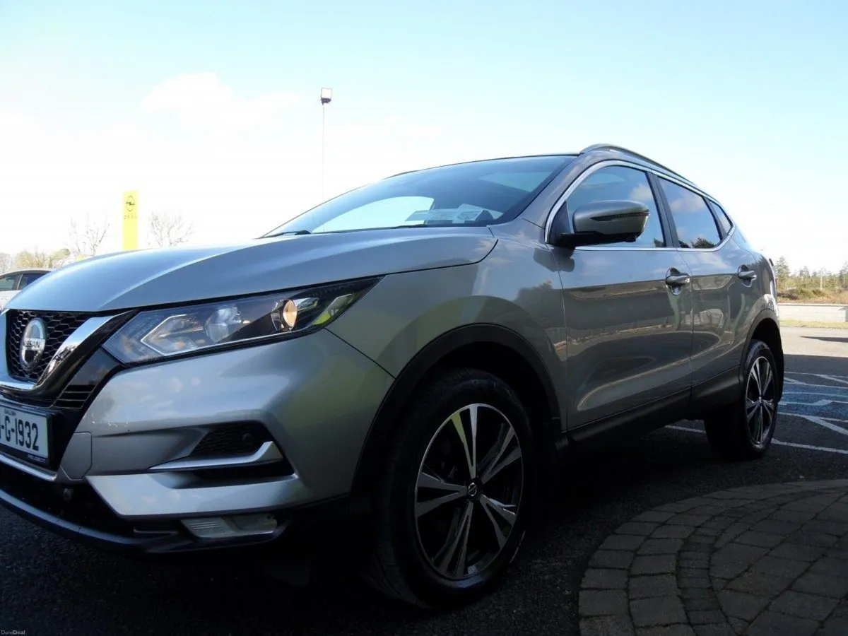 Nissan Qashqai 1.7 DSL 4X4 SV PREMIUM - Image 3