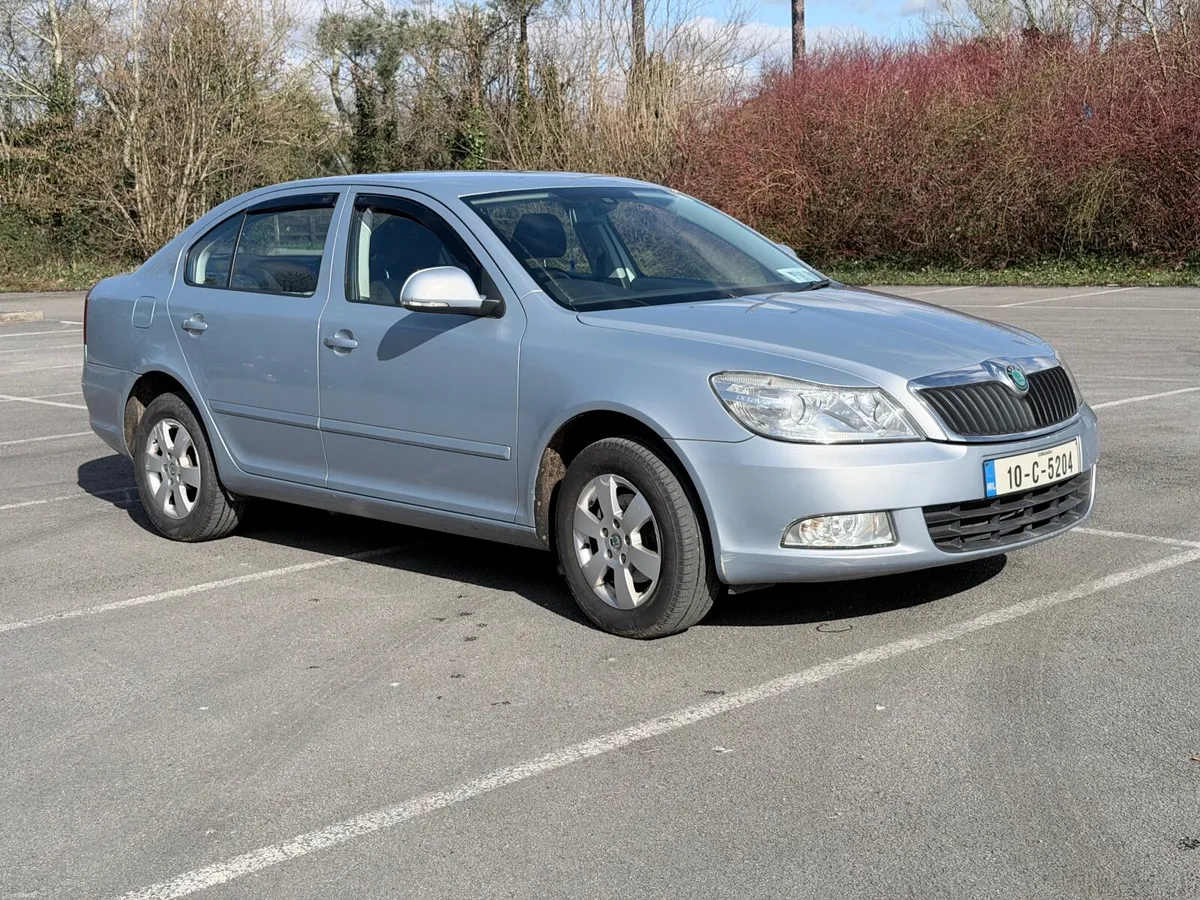 Skoda Octavia 2010 - Image 3