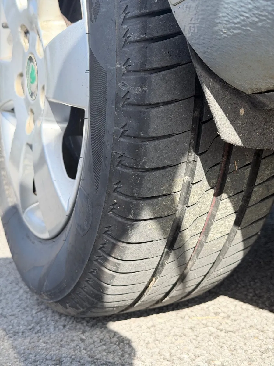 Skoda Octavia 2010 - Image 4