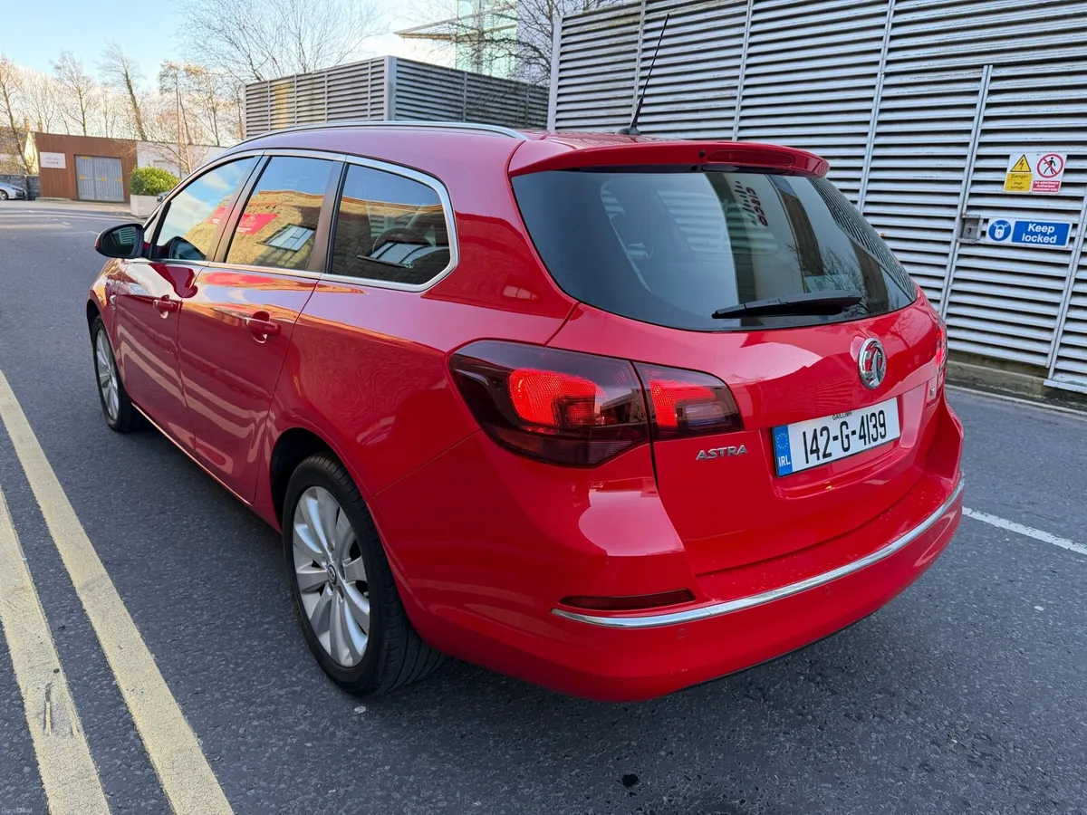2014 OPEL ASTRA AUTOMATIC NCT 10-26 - Image 4