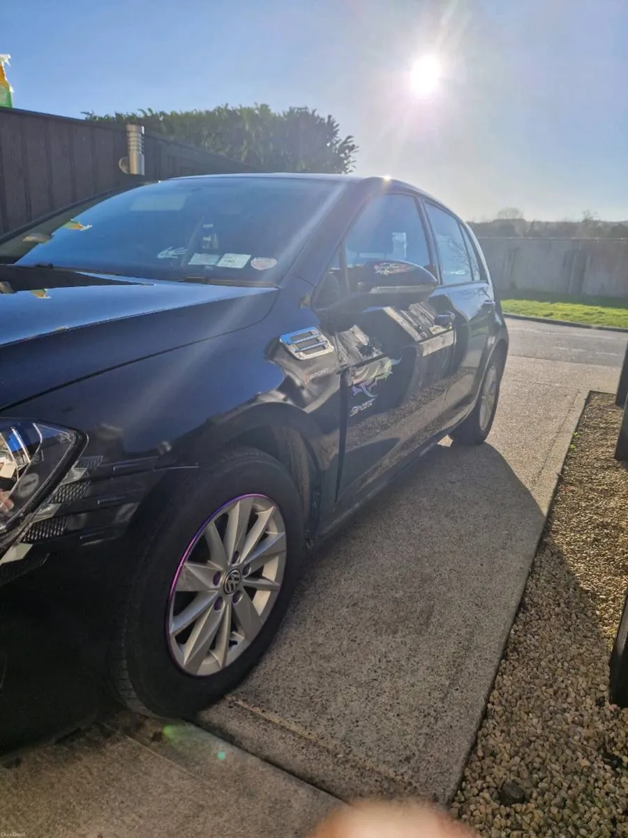 Volkswagen golf - Image 3